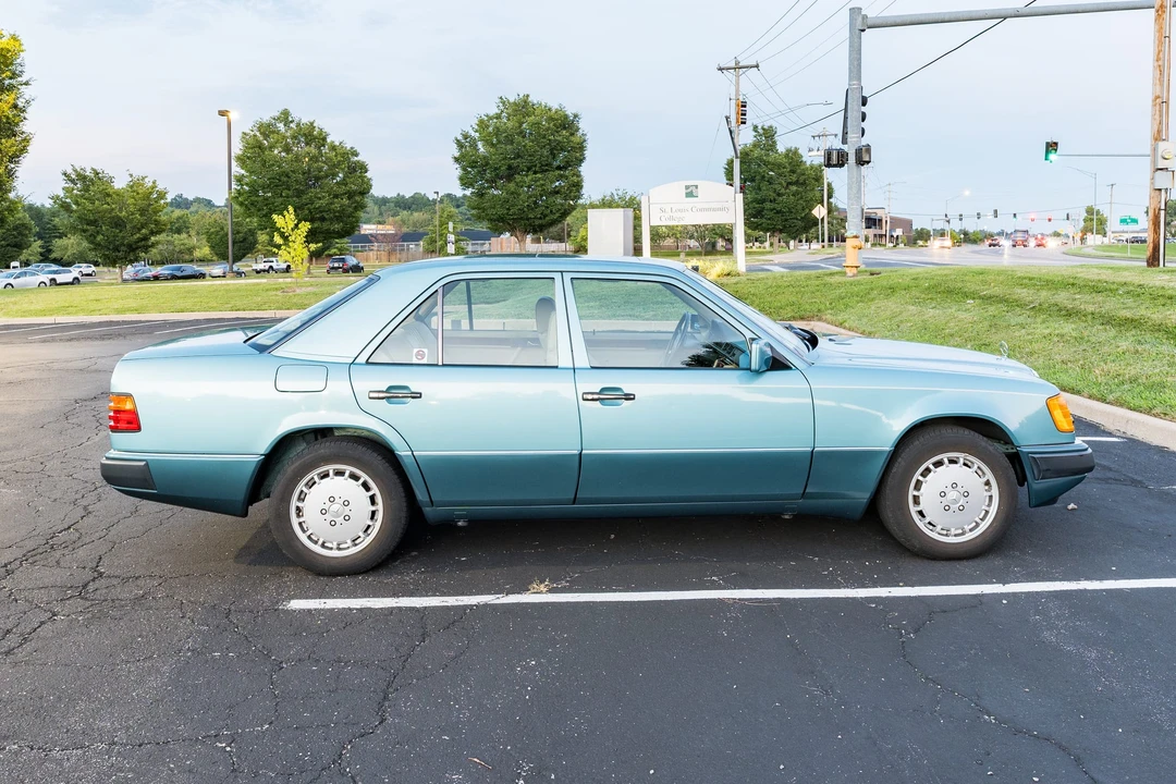 1991 Mercedes-Benz W124 E-Class - Image 5 of 31
