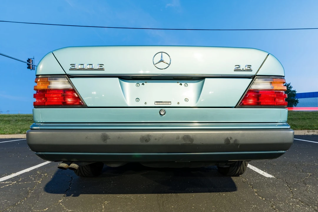 1991 Mercedes-Benz W124 E-Class - Image 15 of 31