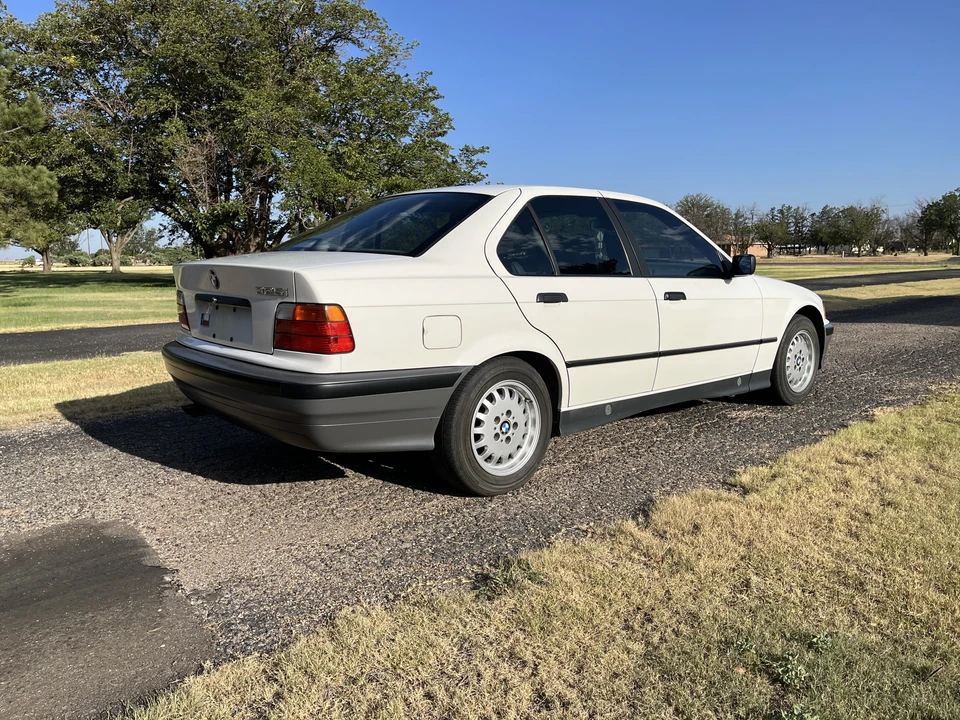 1992 BMW E36 3 Series - Image 9 of 31