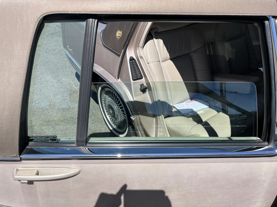 1993 Cadillac DeVille 6th Gen - Image 31 of 31