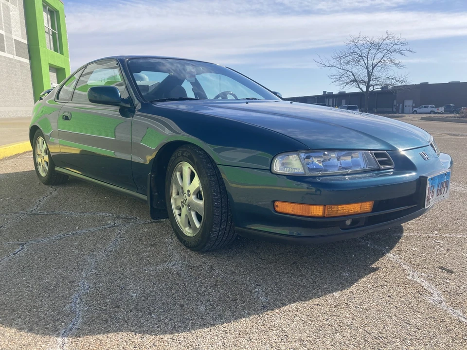 1993 Honda Prelude 4th Gen - Image 2 of 31