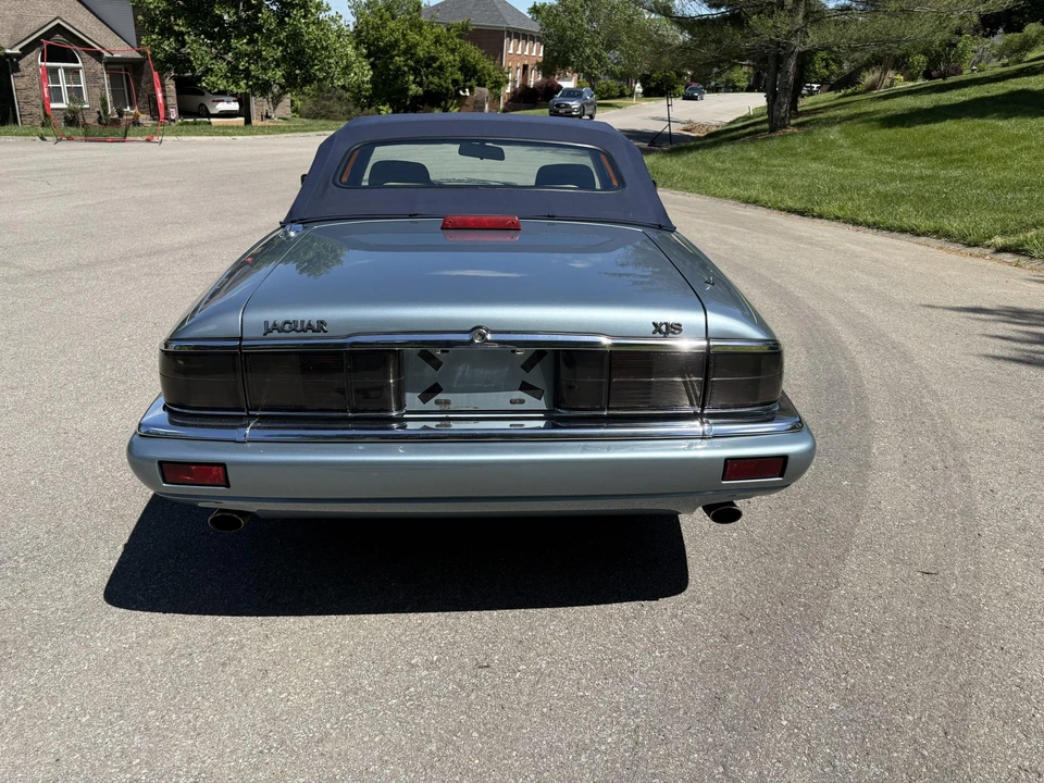 1994 Jaguar XJS Convertible - Image 10 of 31
