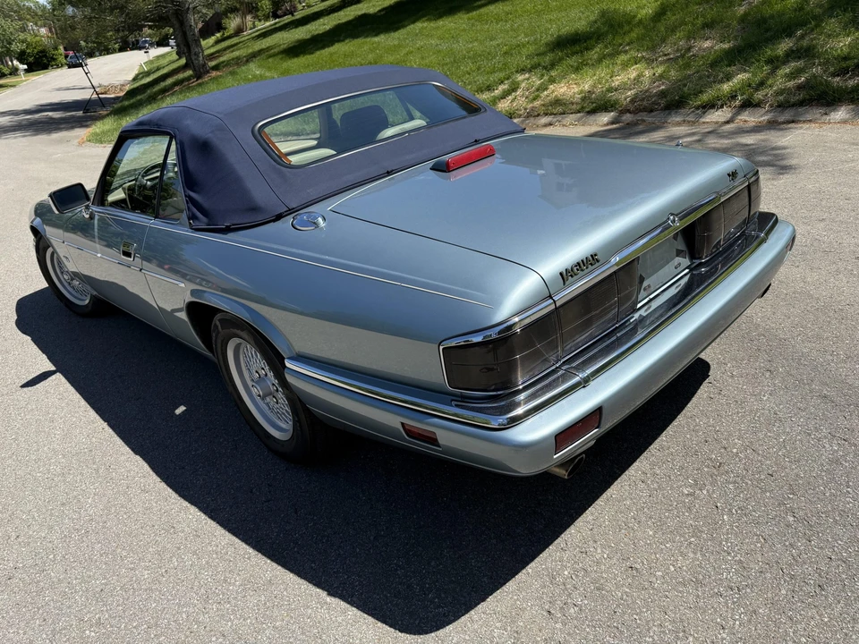 1994 Jaguar XJS Convertible - Image 9 of 31
