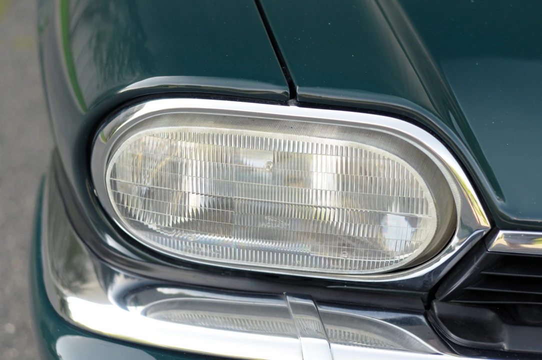 1994 Jaguar XJS - Image 29 of 31