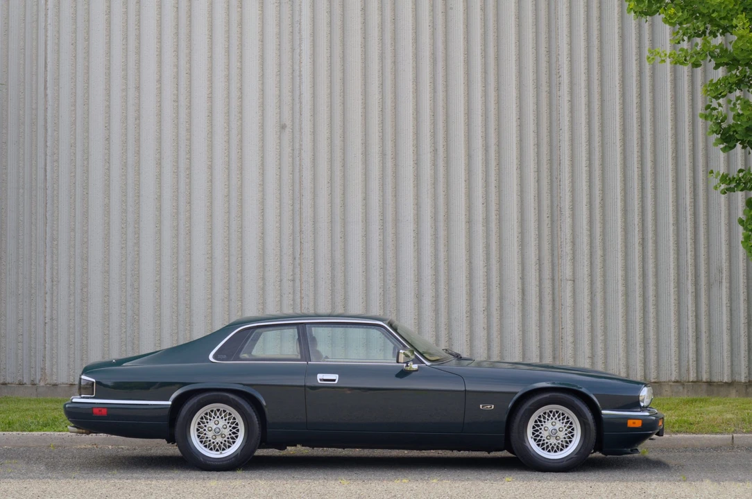 1994 Jaguar XJS - Image 13 of 31