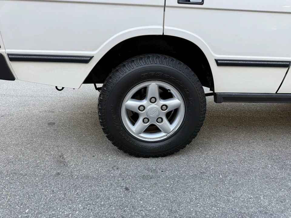 1995 Land Rover Range Rover Classic - Image 15 of 31