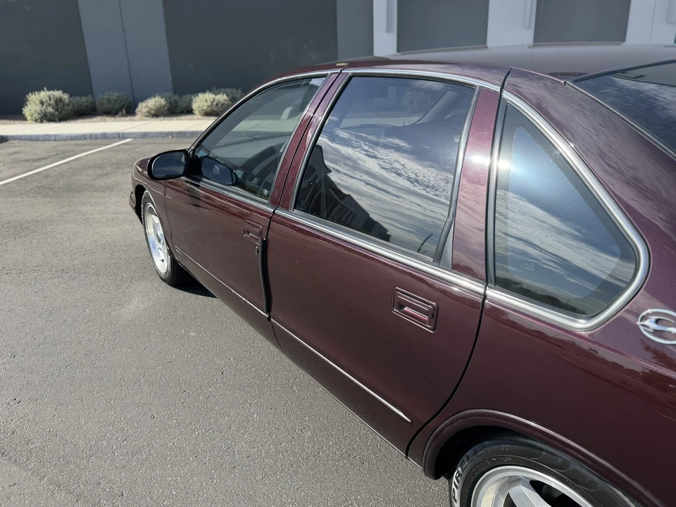 1996 Chevrolet Impala 7th Gen - Image 21 of 31
