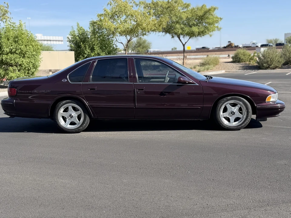 1996 Chevrolet Impala 7th Gen - Image 8 of 31