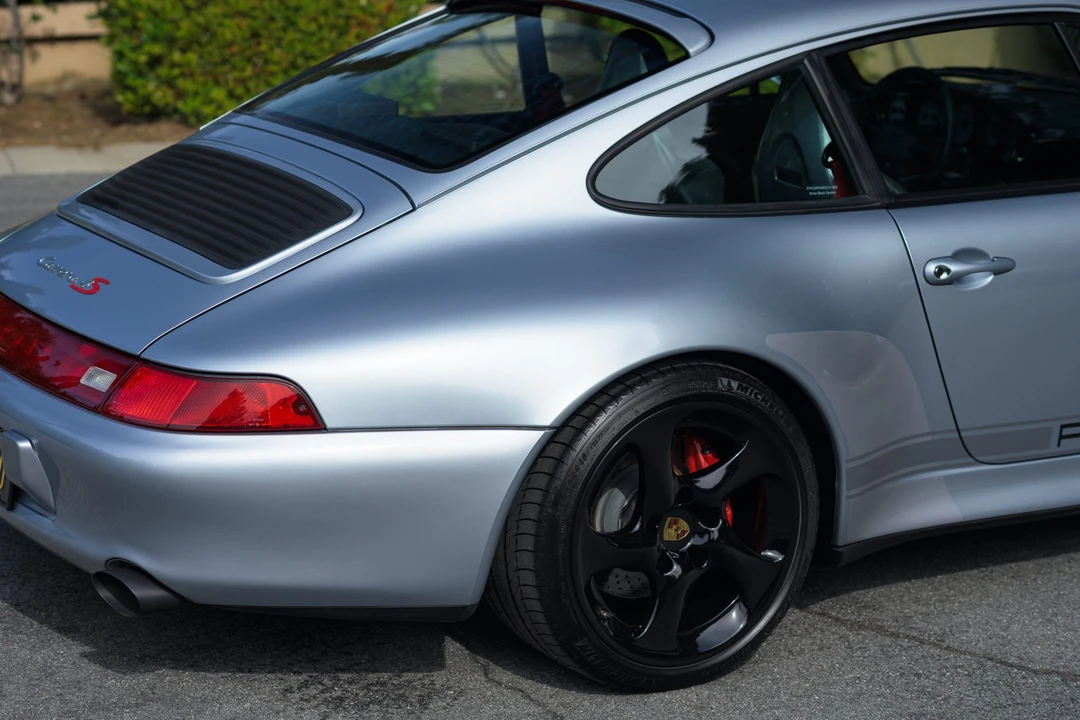 1996 Porsche 993 Carrera 4S - Image 24 of 31