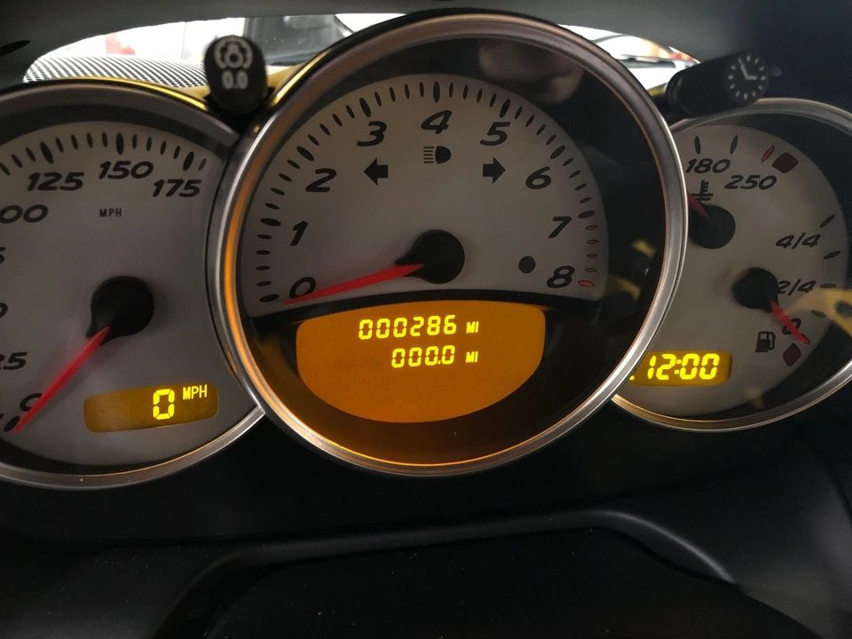 2001 Porsche 986 Boxster S - Image 2 of 31