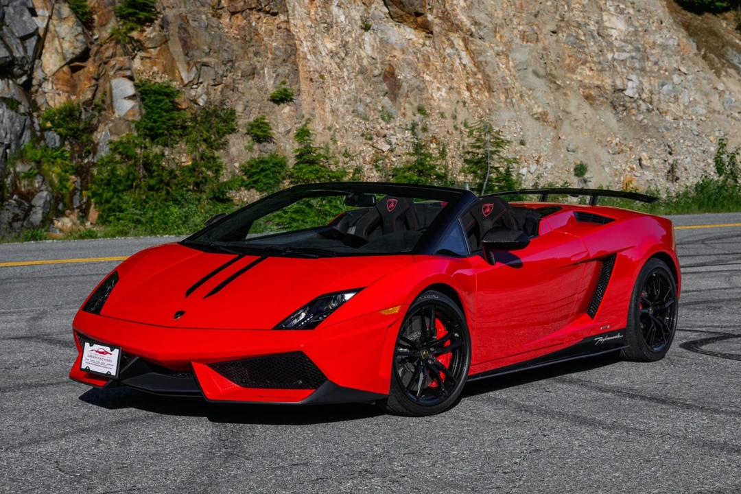 2014 Lamborghini Gallardo LP570-4 Spyder Performante - Image 1 of 31