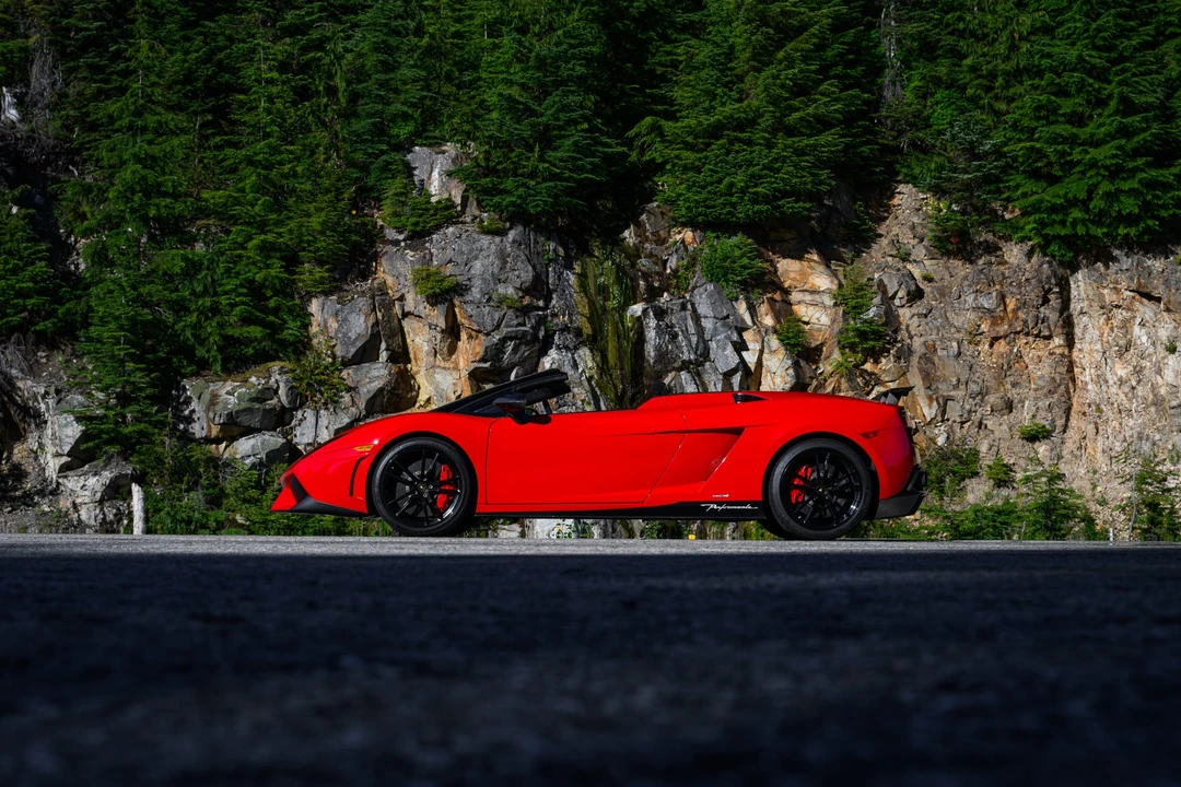 2014 Lamborghini Gallardo LP570-4 Spyder Performante - Image 16 of 31
