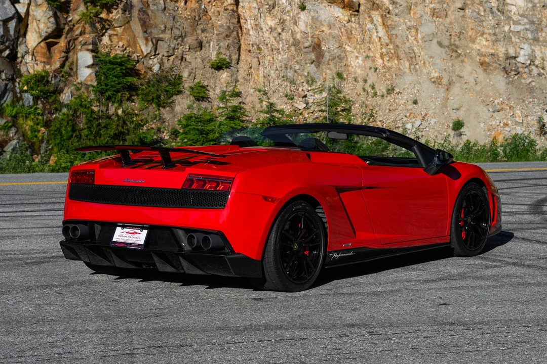 2014 Lamborghini Gallardo LP570-4 Spyder Performante - Image 23 of 31