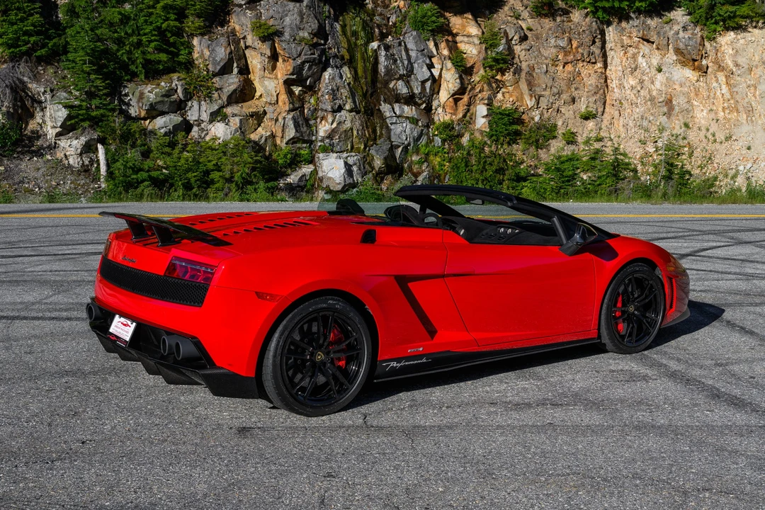 2014 Lamborghini Gallardo LP570-4 Spyder Performante - Image 26 of 31