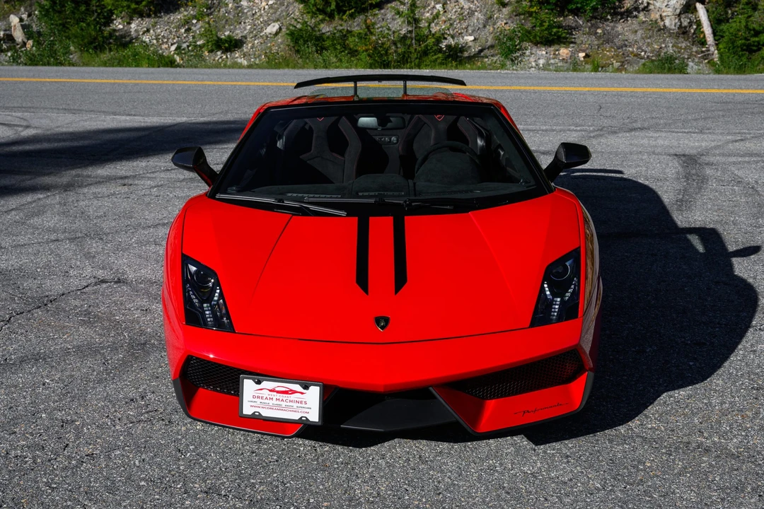 2014 Lamborghini Gallardo LP570-4 Spyder Performante - Image 4 of 31