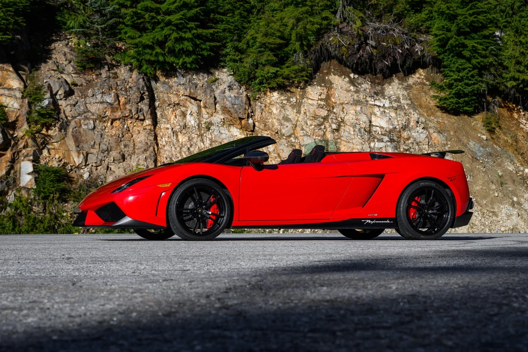 2014 Lamborghini Gallardo LP570-4 Spyder Performante - Image 14 of 31