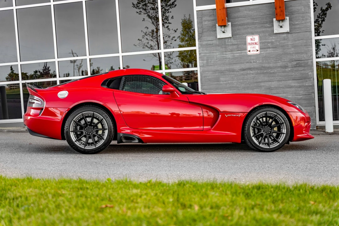 2015 Dodge Viper 5th Gen - Image 4 of 31