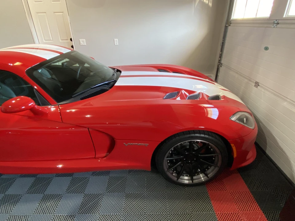 2015 Dodge Viper 5th Gen - Image 17 of 31