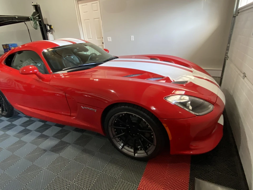 2015 Dodge Viper 5th Gen - Image 14 of 31