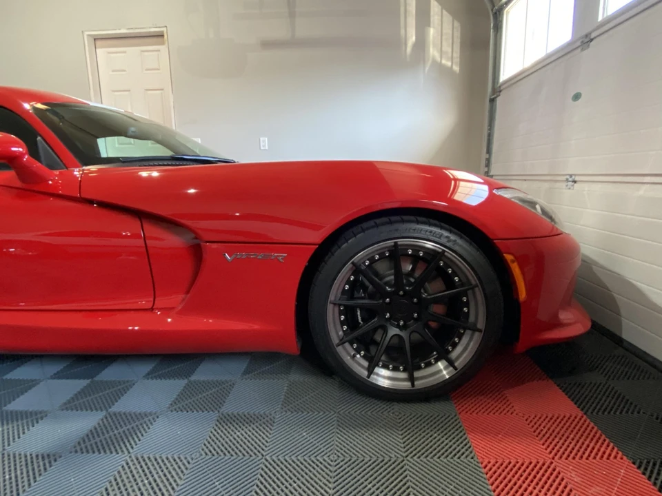2015 Dodge Viper 5th Gen - Image 15 of 31