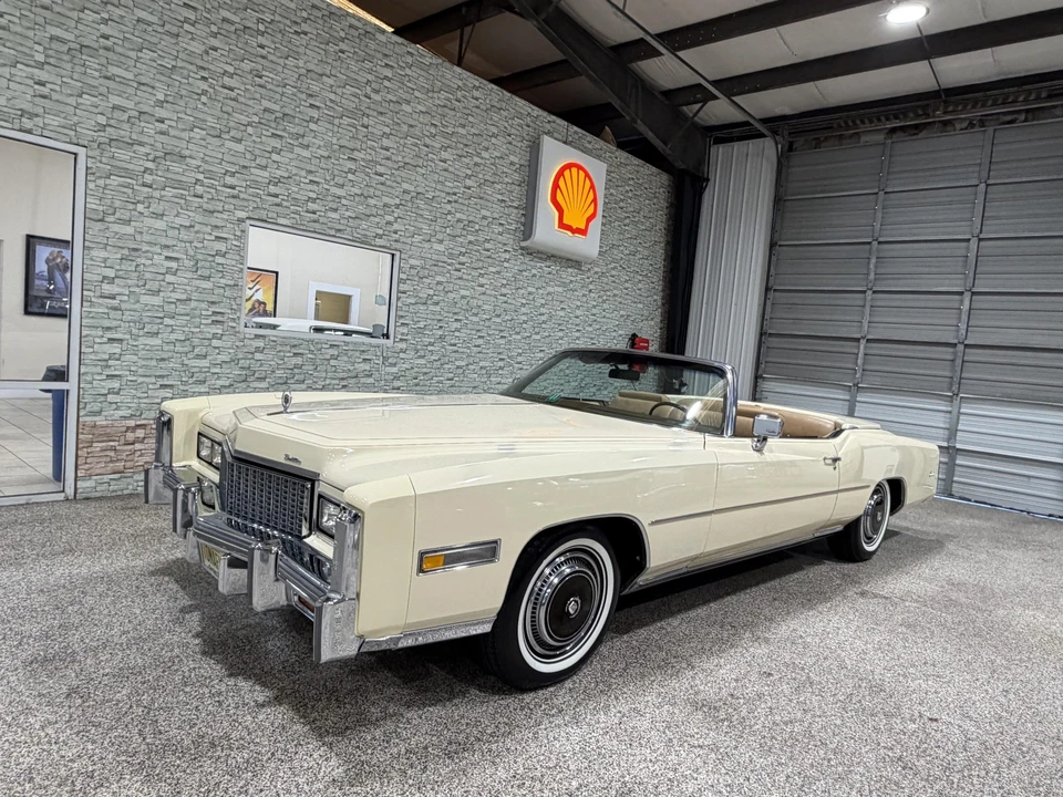 1976 Cadillac Eldorado 9th Gen - Image 25 of 31