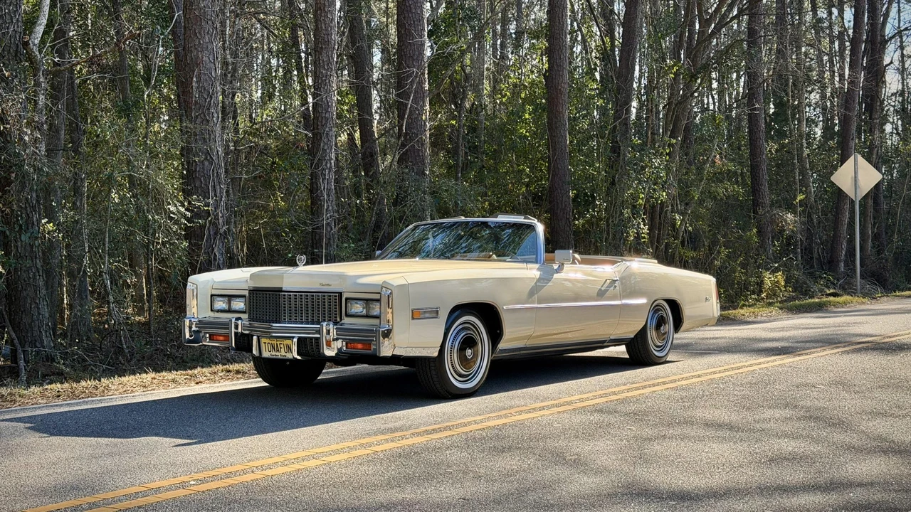 1976 Cadillac Eldorado 9th Gen - Image 5 of 31