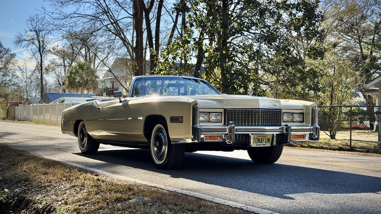 1976 Cadillac Eldorado 9th Gen - Image 15 of 31