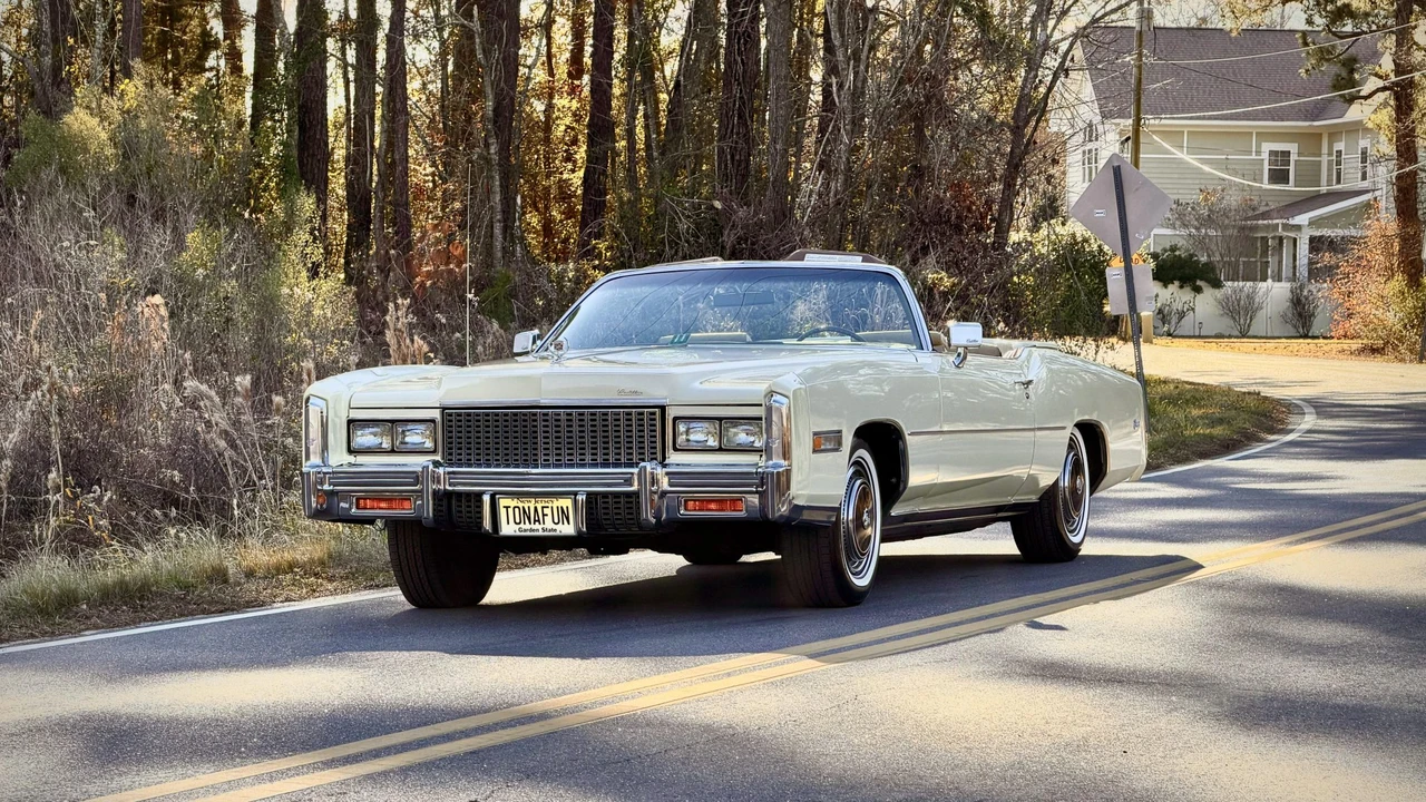 1976 Cadillac Eldorado 9th Gen - Image 4 of 31