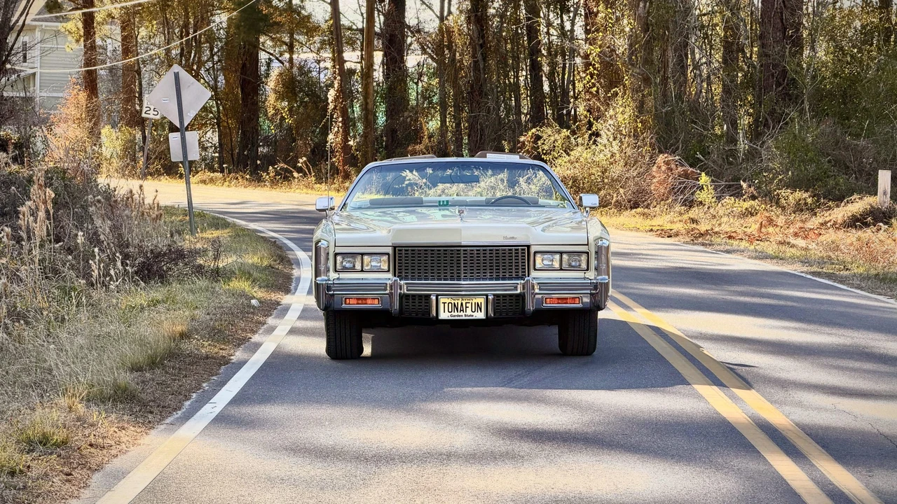 1976 Cadillac Eldorado 9th Gen - Image 18 of 31