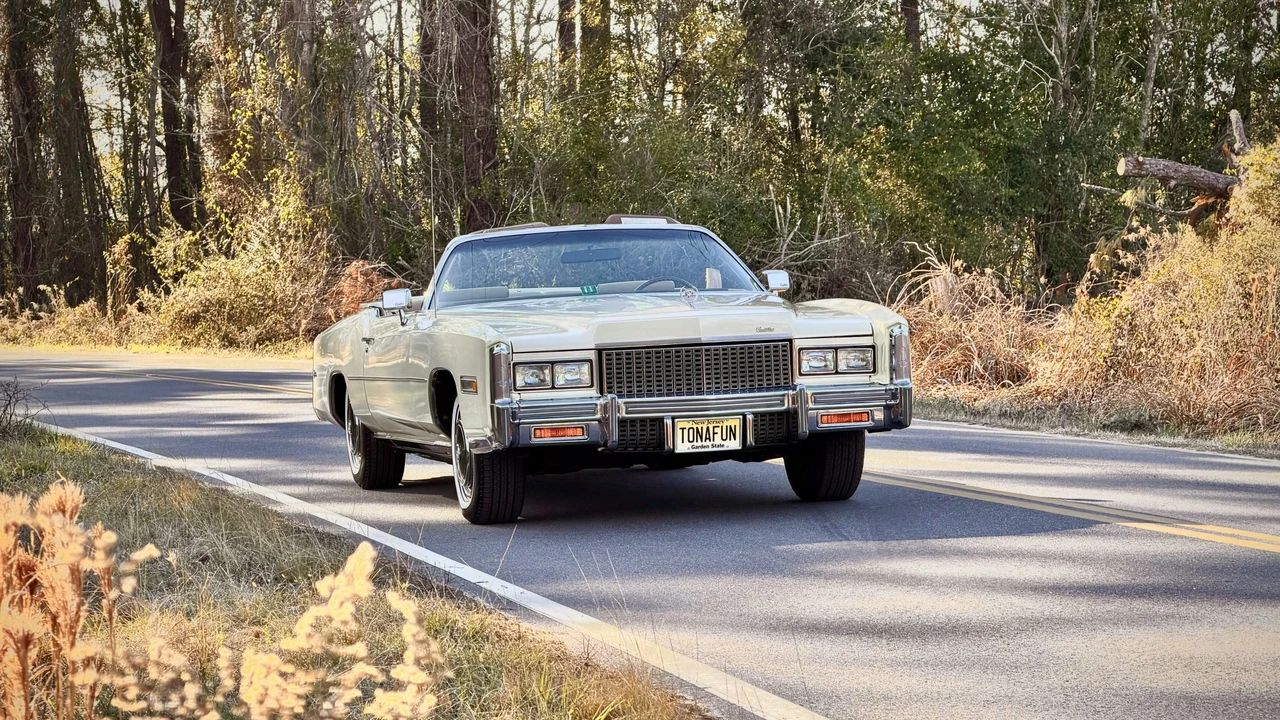 1976 Cadillac Eldorado 9th Gen - Image 16 of 31