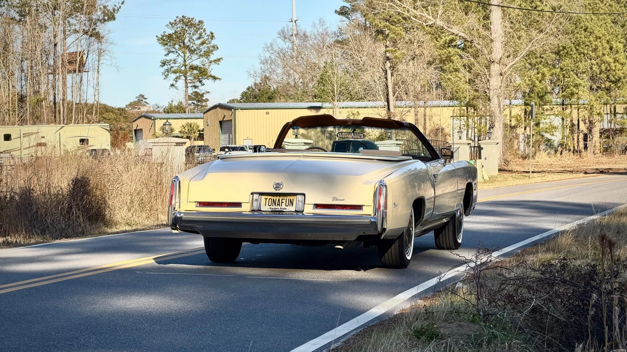 1976 Cadillac Eldorado 9th Gen - Image 13 of 31