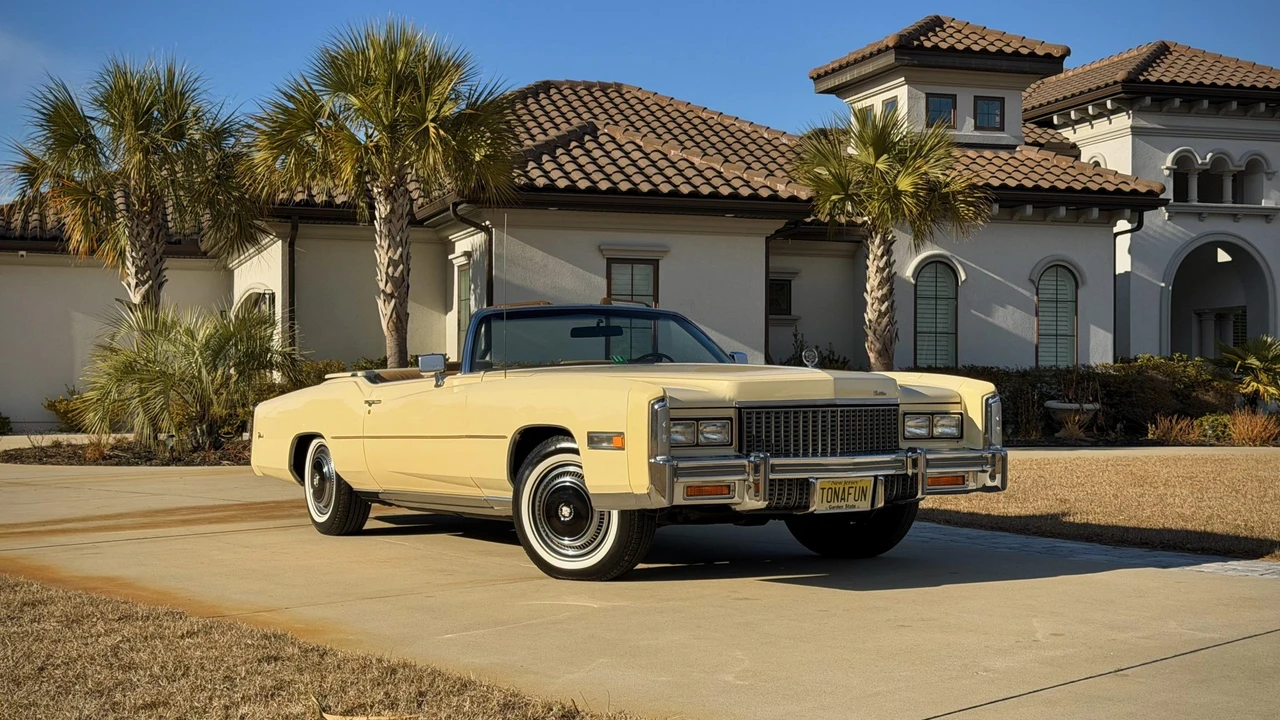 1976 Cadillac Eldorado 9th Gen - Image 23 of 31