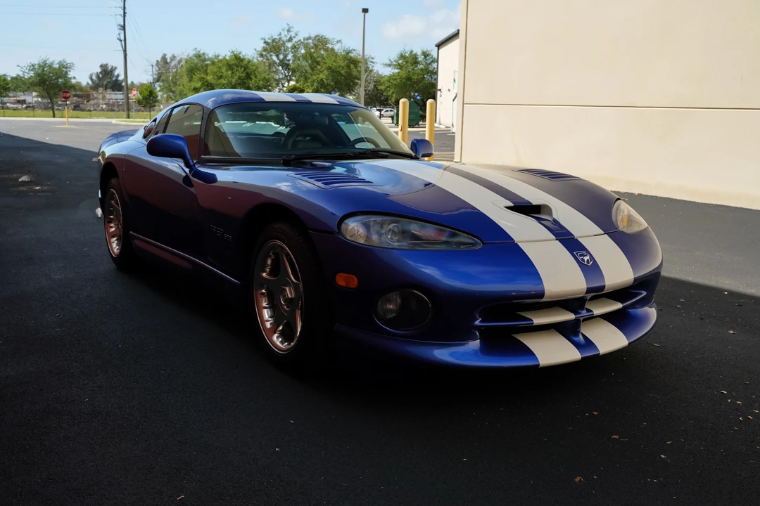 1997 Dodge Viper GTS 2nd Gen - Image 16 of 31
