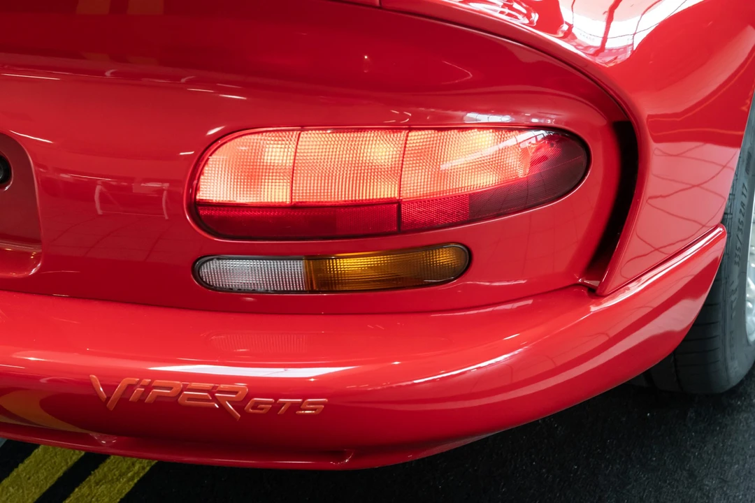 1997 Dodge Viper GTS 2nd Gen - Image 25 of 31