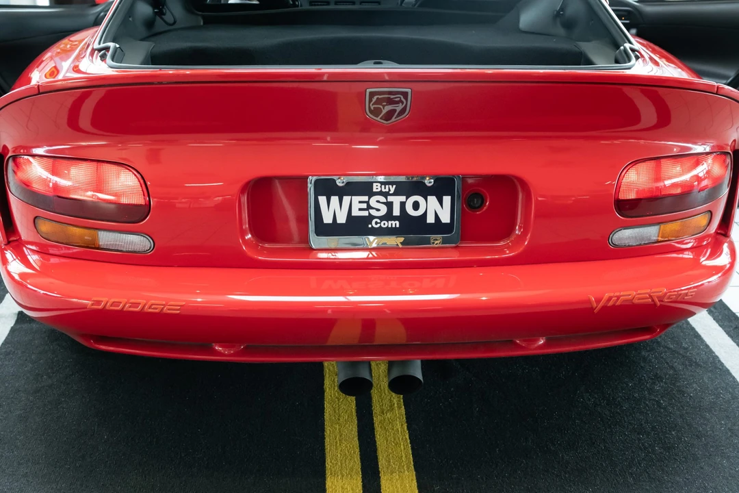 1997 Dodge Viper GTS 2nd Gen - Image 22 of 31