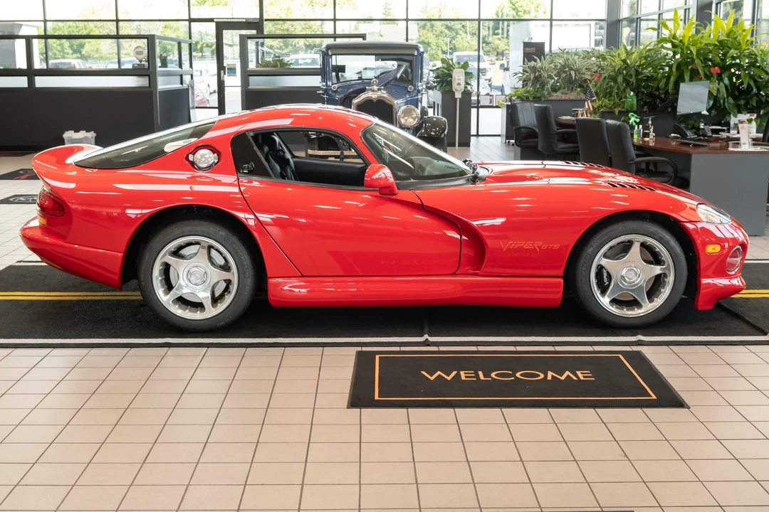 1997 Dodge Viper GTS 2nd Gen - Image 8 of 31
