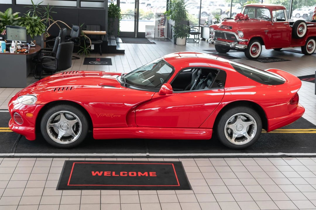 1997 Dodge Viper GTS 2nd Gen - Image 4 of 31