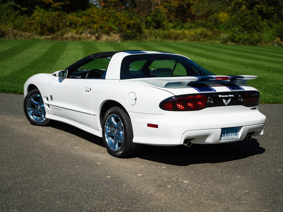 1999 Pontiac Firebird Trans Am 4th Gen - Image 25 of 31