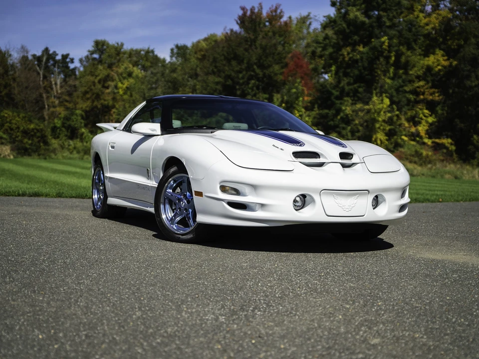 1999 Pontiac Firebird Trans Am 4th Gen - Image 15 of 31