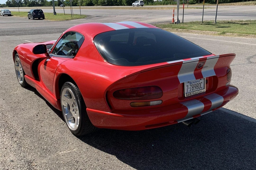 2000 Dodge Viper GTS 2nd Gen - Image 10 of 31