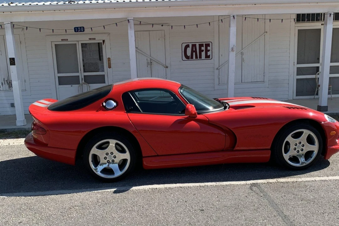 2000 Dodge Viper GTS 2nd Gen - Image 11 of 31