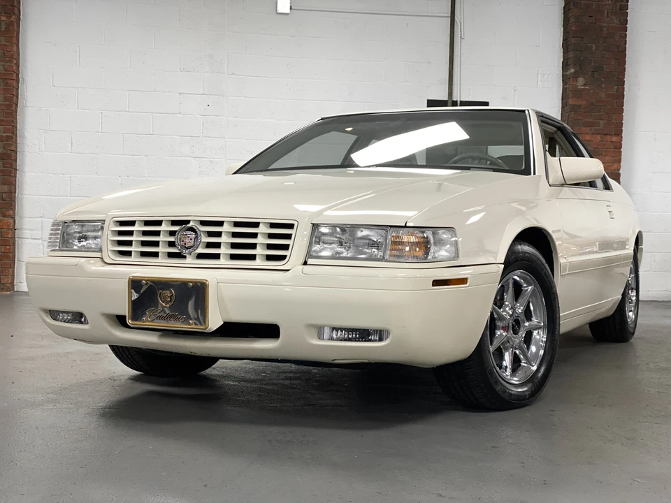 2002 Cadillac Eldorado 12th Gen - Image 3 of 31