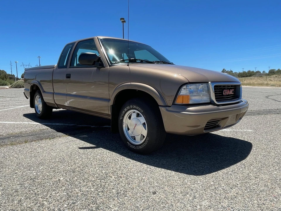 2003 GMC S-15/Sonoma - Image 10 of 31