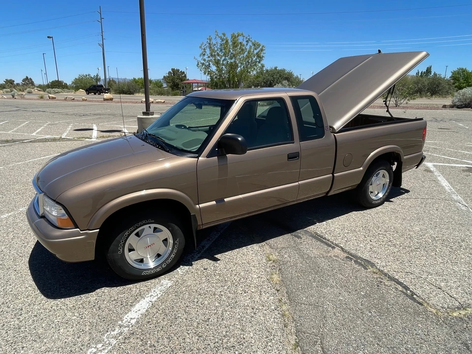 2003 GMC S-15/Sonoma - Image 3 of 31