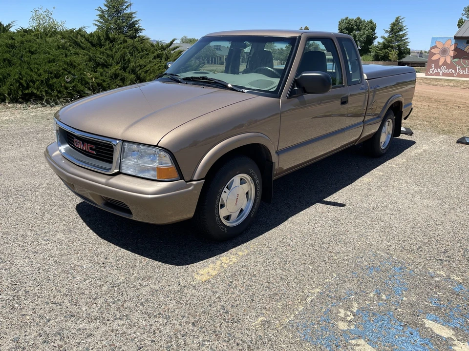 2003 GMC S-15/Sonoma - Image 4 of 31
