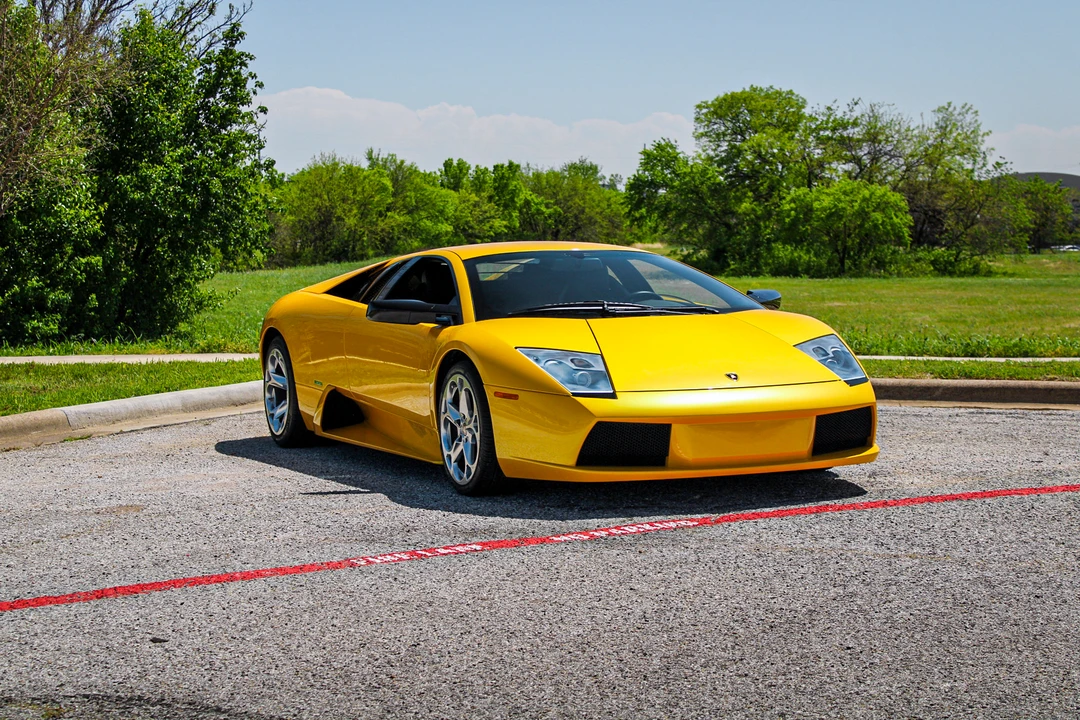 2003 Lamborghini Murcielago - Image 2 of 31