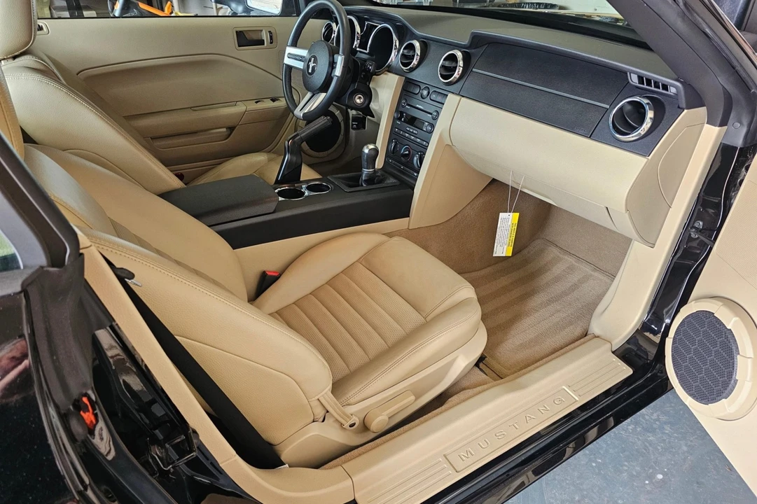 2005 Ford S197 Mustang - Image 4 of 9