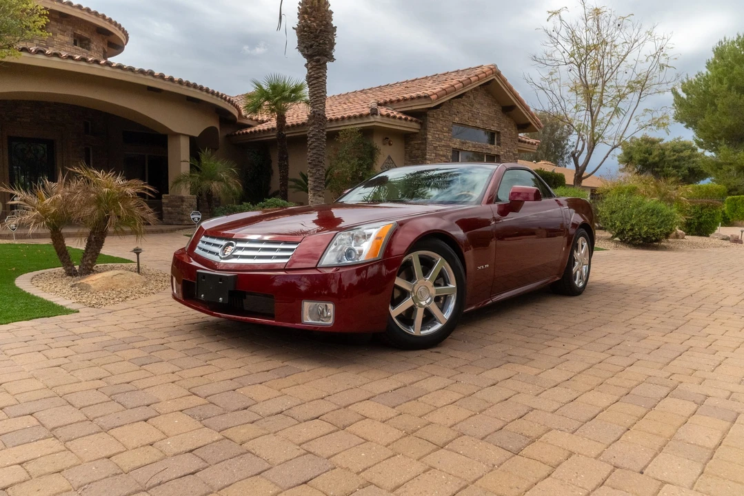 2006 Cadillac XLR - Image 3 of 31