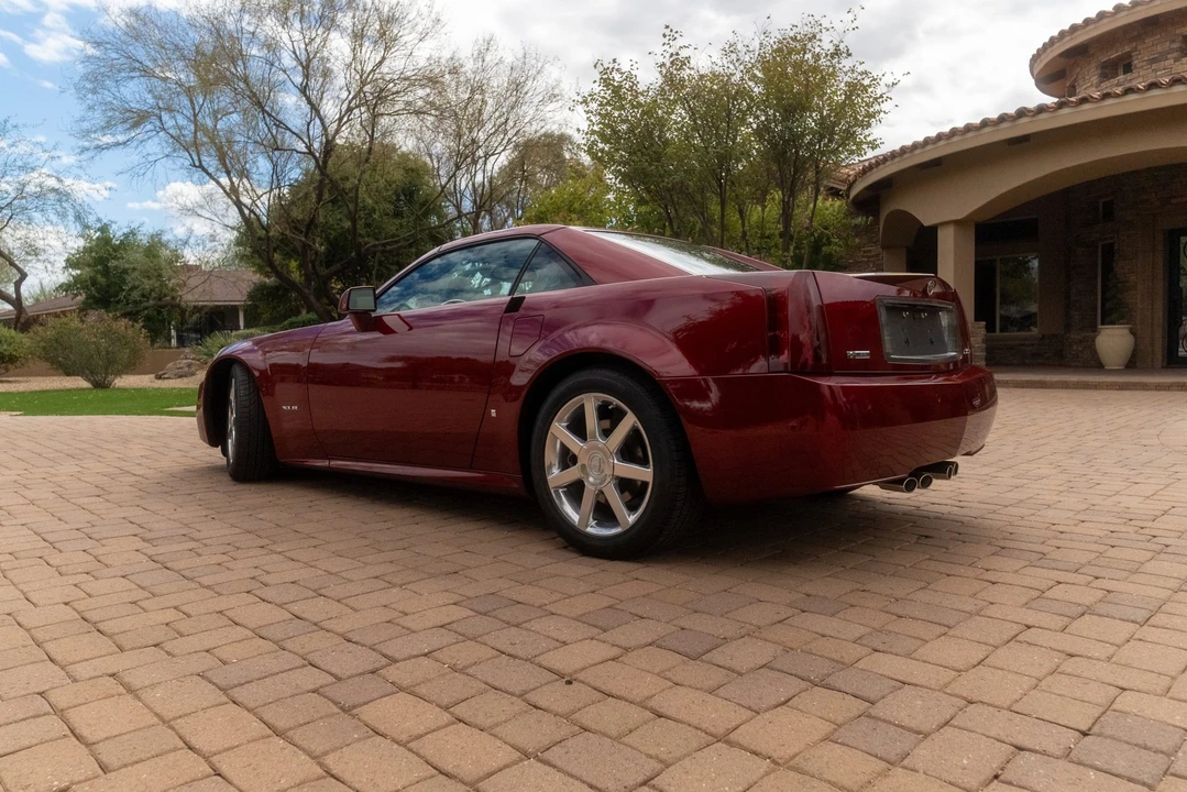 2006 Cadillac XLR - Image 6 of 31