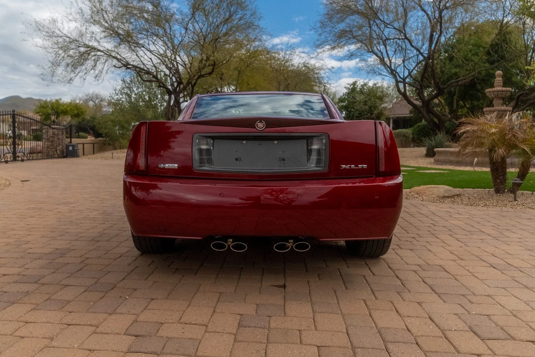 2006 Cadillac XLR - Image 8 of 31